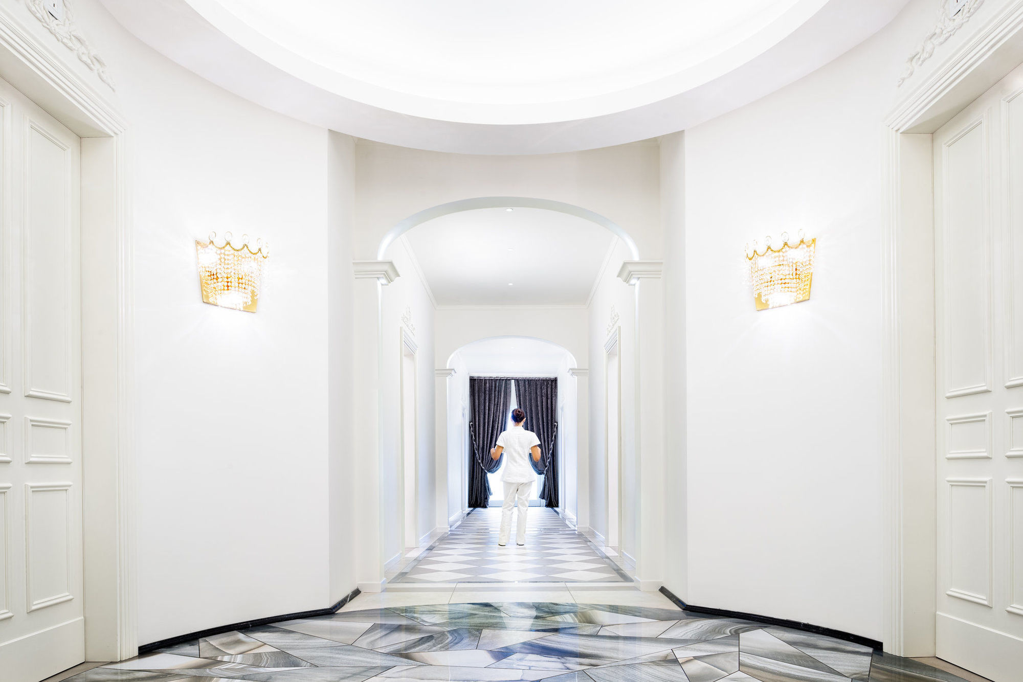 Grand Hotel Trieste & Victoria Abano Terme Eksteriør billede The White House, 2017